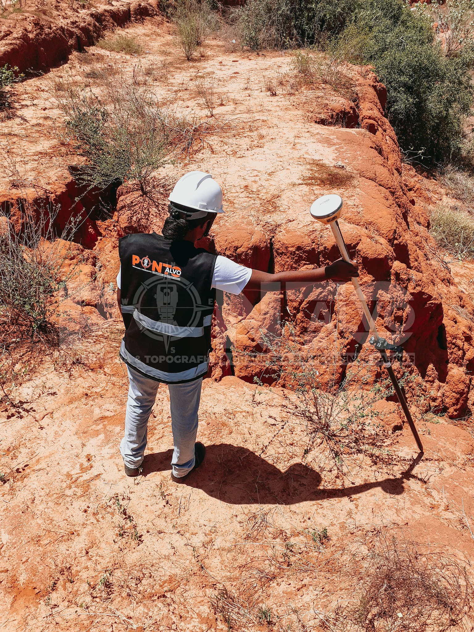 Ponto Alvo Realiza com sucesso a 2ª edição prática do treinamento de Topografia Mineira