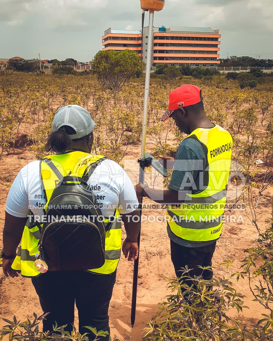 Registo do projeto Ponto Alvo Realiza com sucesso a 2ª edição prática do treinamento de Topografia Mineira