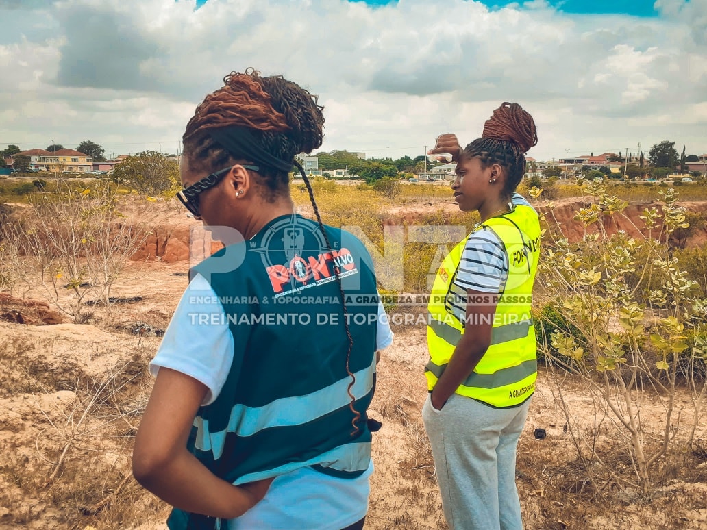 Registo do projeto Ponto Alvo Realiza com sucesso a 2ª edição prática do treinamento de Topografia Mineira