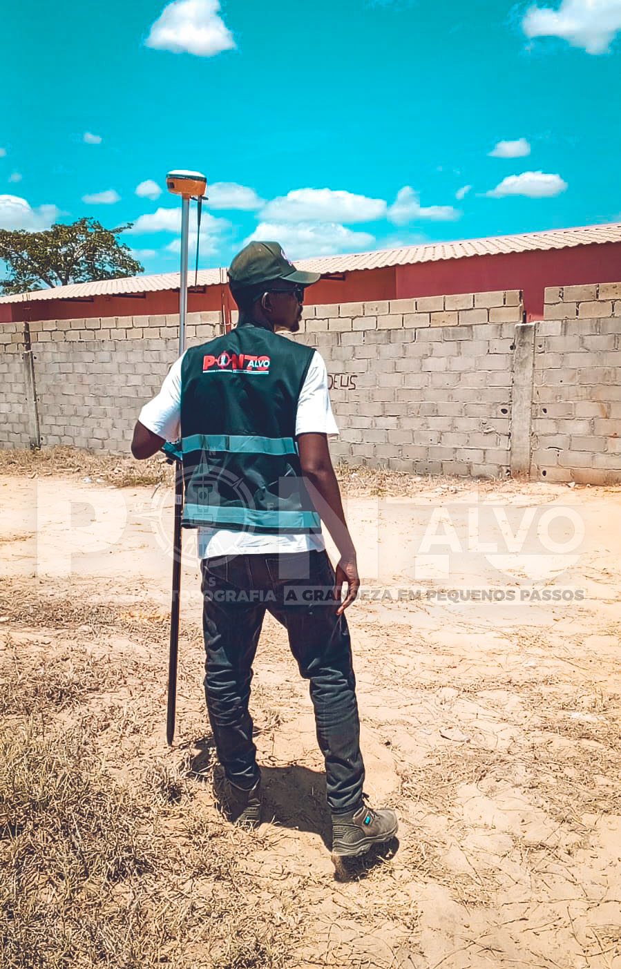 Registo do projeto Ponto Alvo Conclui Projeto Estratégico de Requalificação e Loteamento no Zango 4